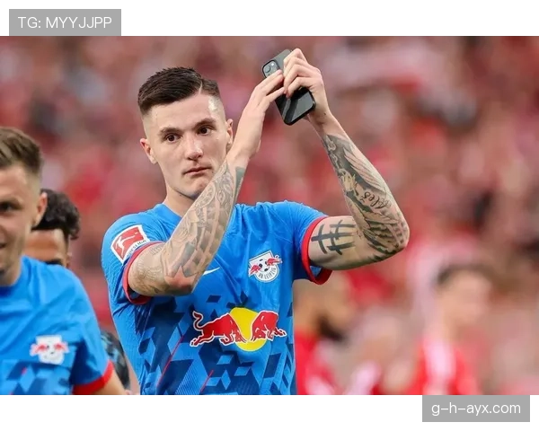 本杰明·塞斯科闪耀德甲,新星之争引瞩目 本杰明·塞斯科闪耀德甲,新星之争引瞩目